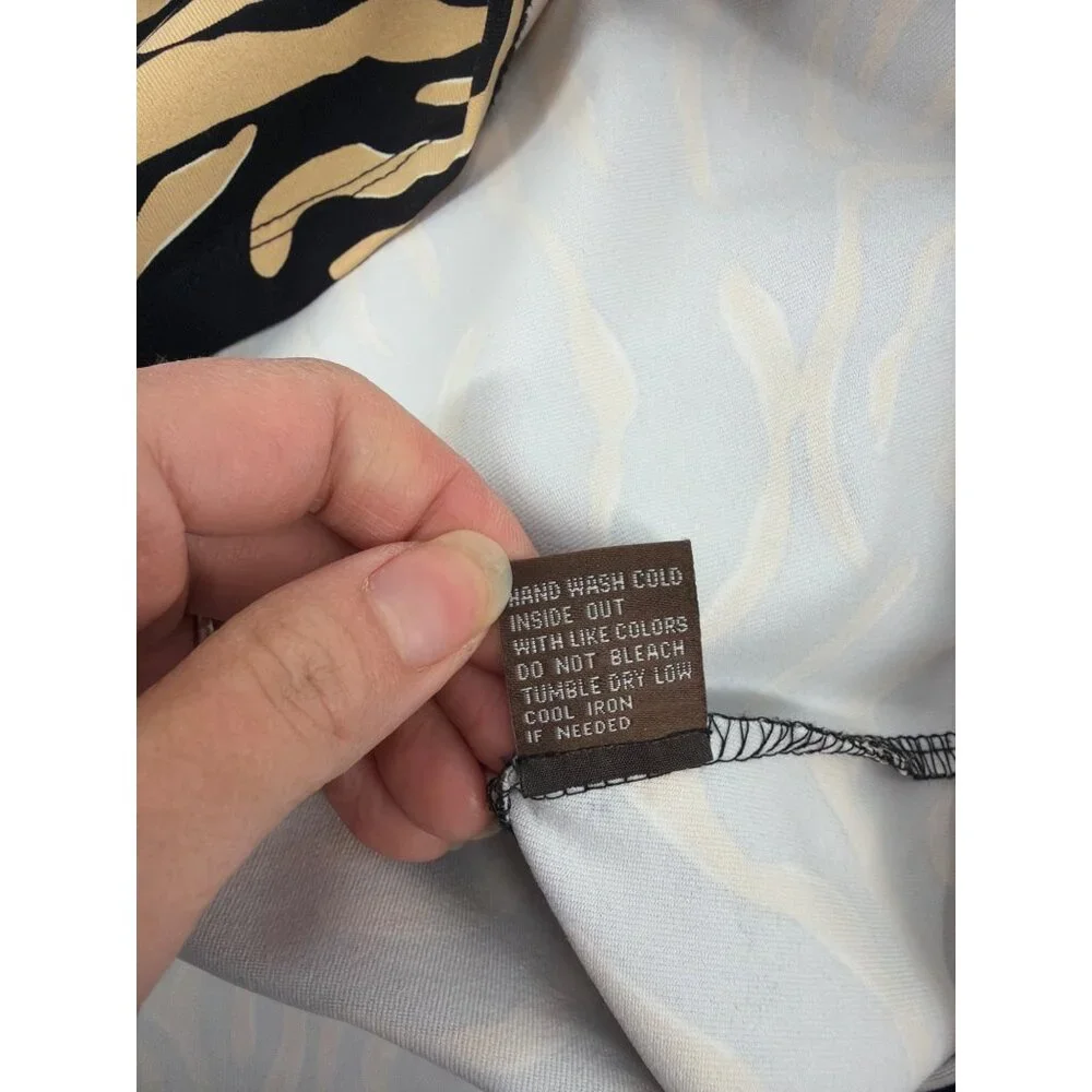J. McLaughlin Durham Ruffle Neck Top Tiger Print Catalina Cloth Womens Medium